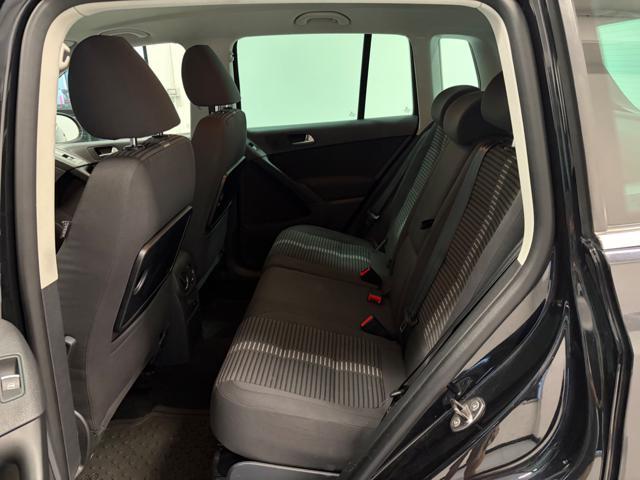 VOLKSWAGEN Tiguan 2.0 TDI DPF 4MOTION DSG Sport & Style *UNIPRO*