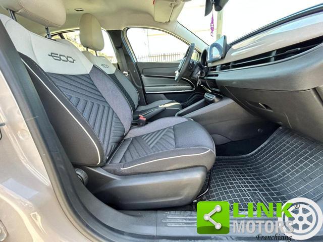 FIAT 600 Hybrid 100 CV DCT MHEV La Prima