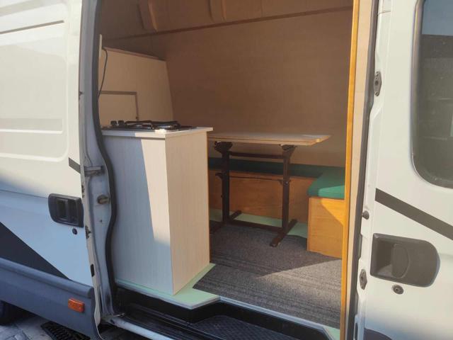 IVECO Daily Camperizzato Furgone porta moto