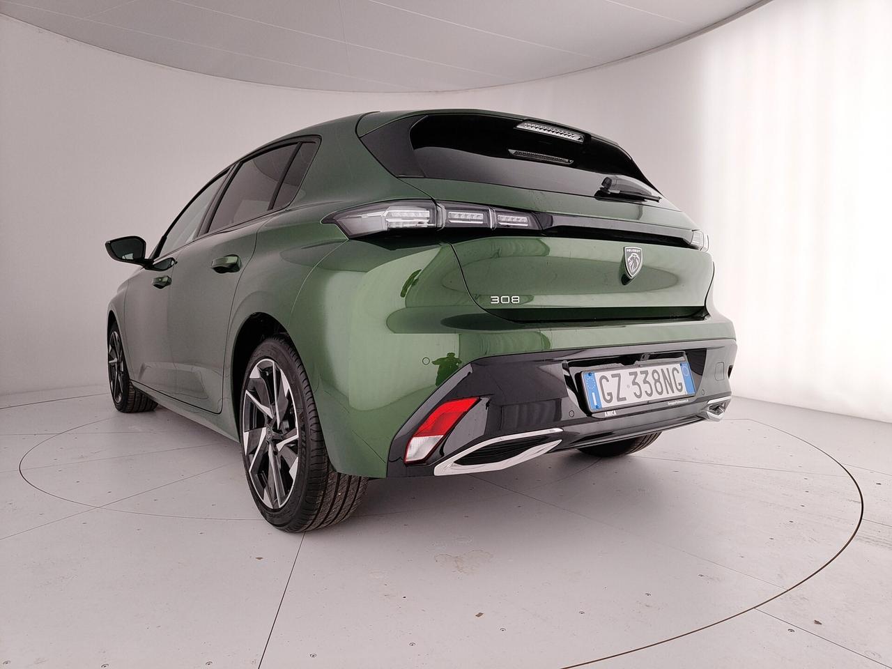 Peugeot 308 BlueHDi 130 S&S EAT8 Allure