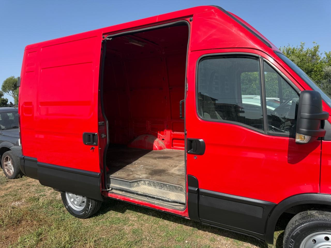 Iveco Daily 35S11 Furgone