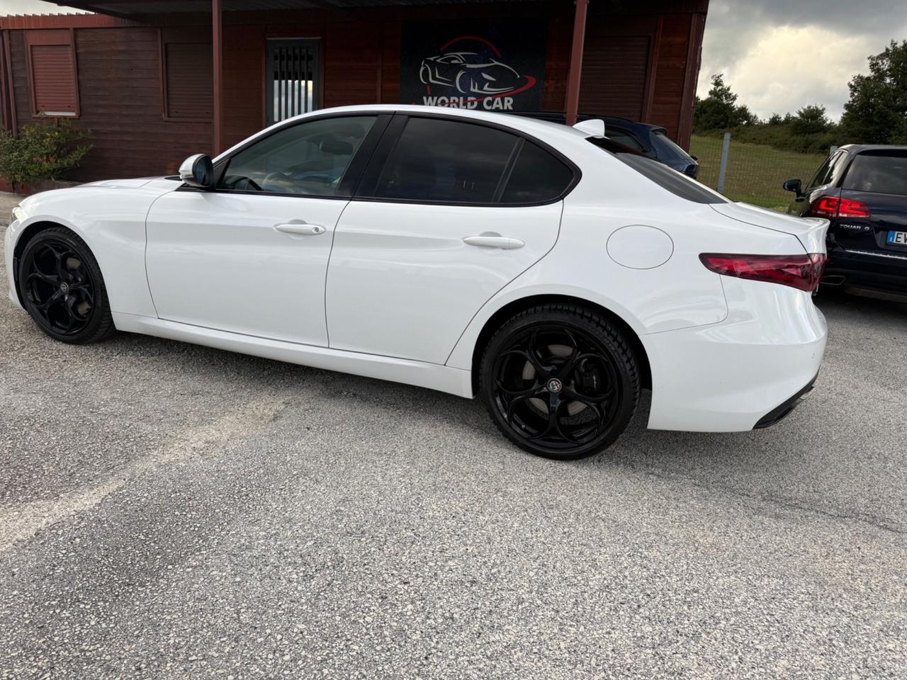 Alfa Romeo Giulia 2.2 Turbodiesel 180 CV AT8 Sport Edition
