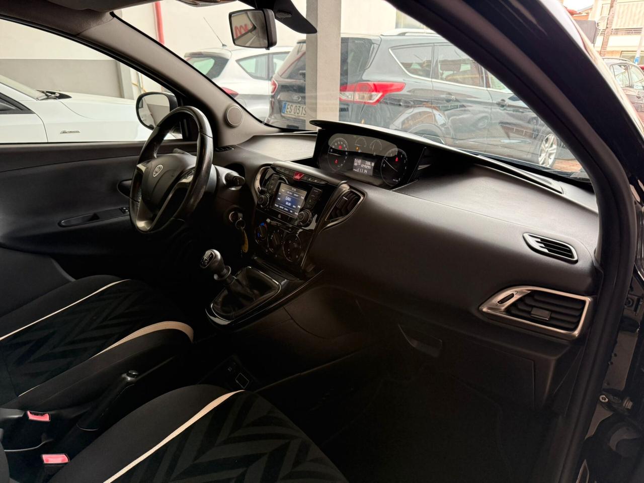 LANCIA YPSILON 1.2 GPL DEL NORD ITA 2016