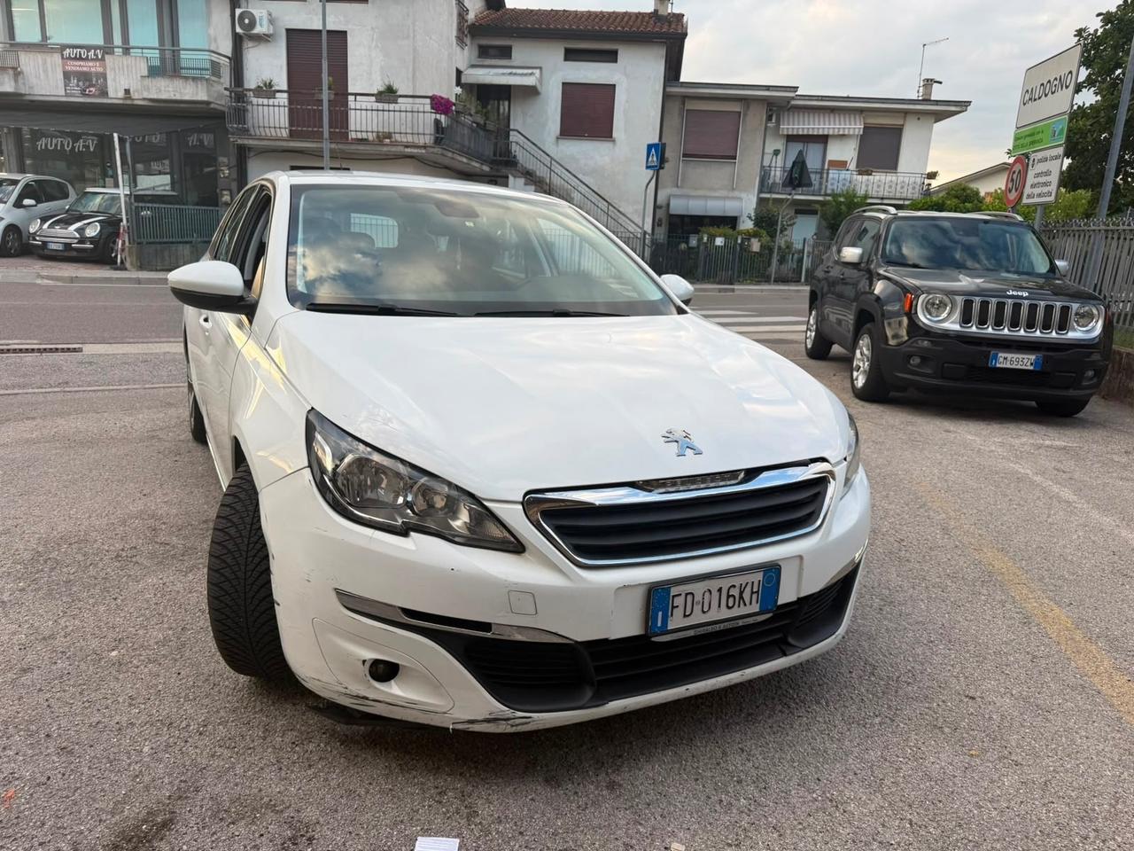 Peugeot 308 BlueHDi 120 S&S SW Business