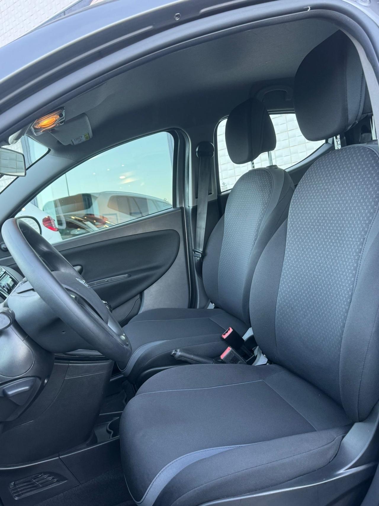 Lancia Ypsilon 1.3 MJT 16V 95 CV 5 porte S&S Gold