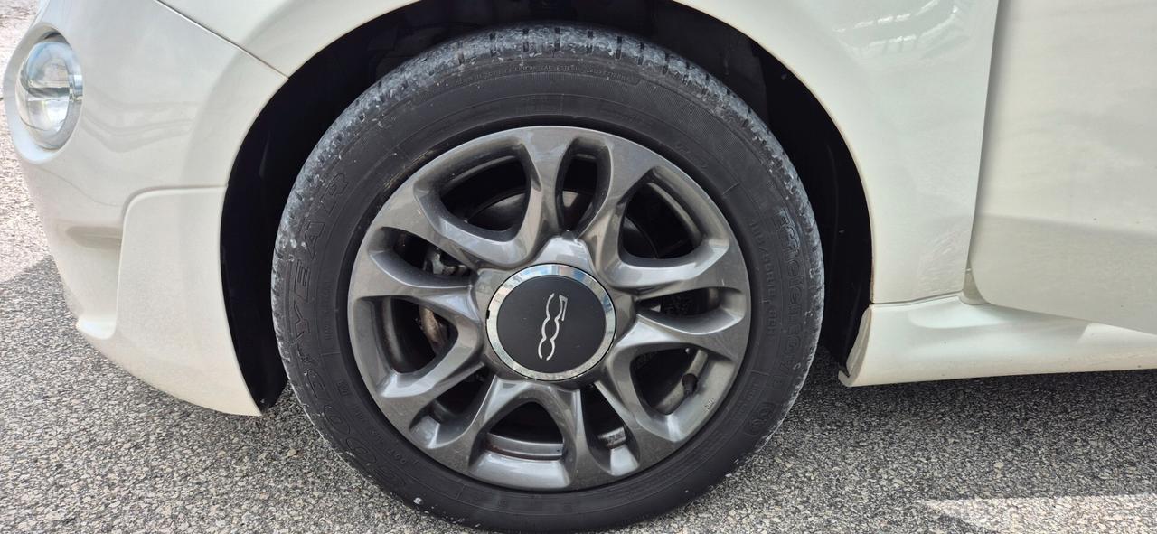 Fiat 500 1.0 Hybrid Connect NEOPATENTATI
