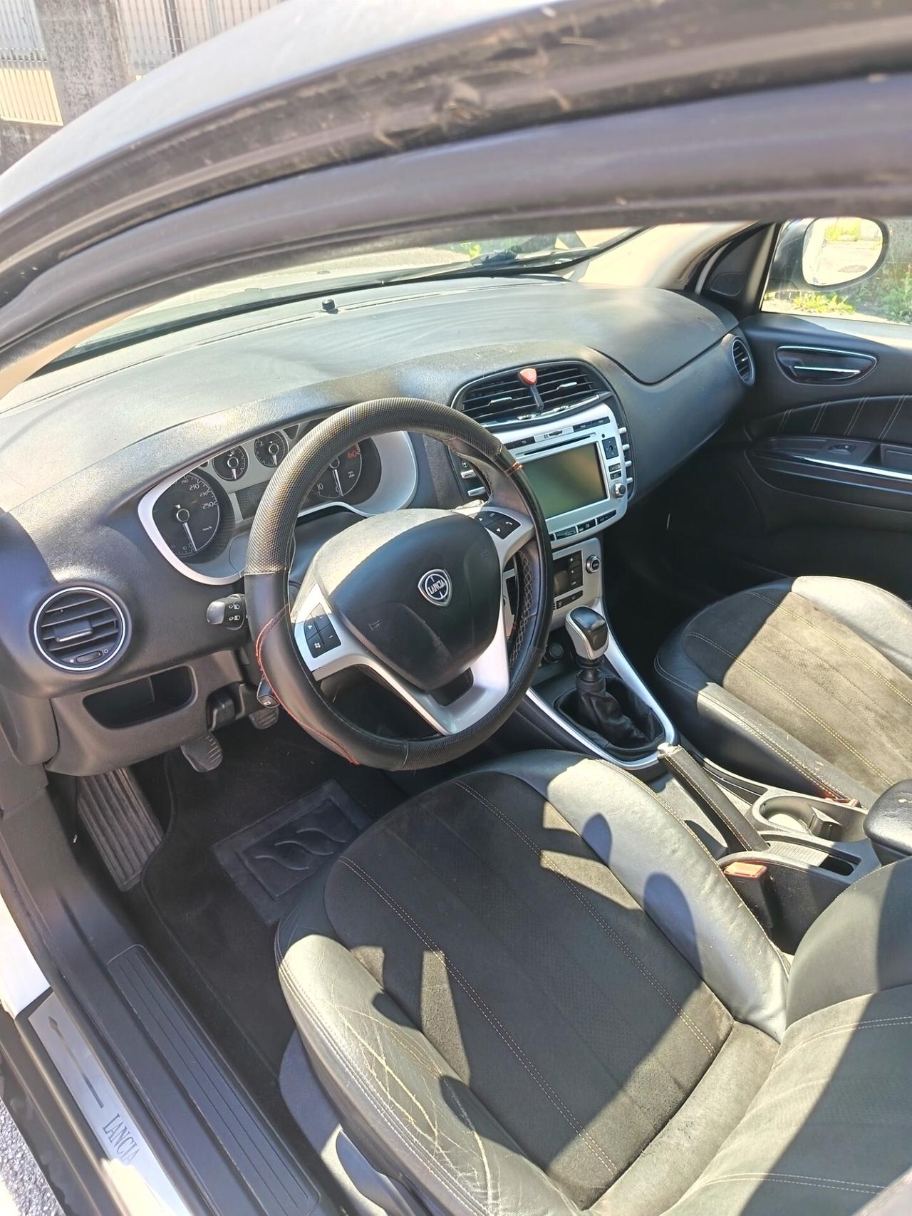 Lancia Delta 1.6 MJT DPF Selectronic Platino