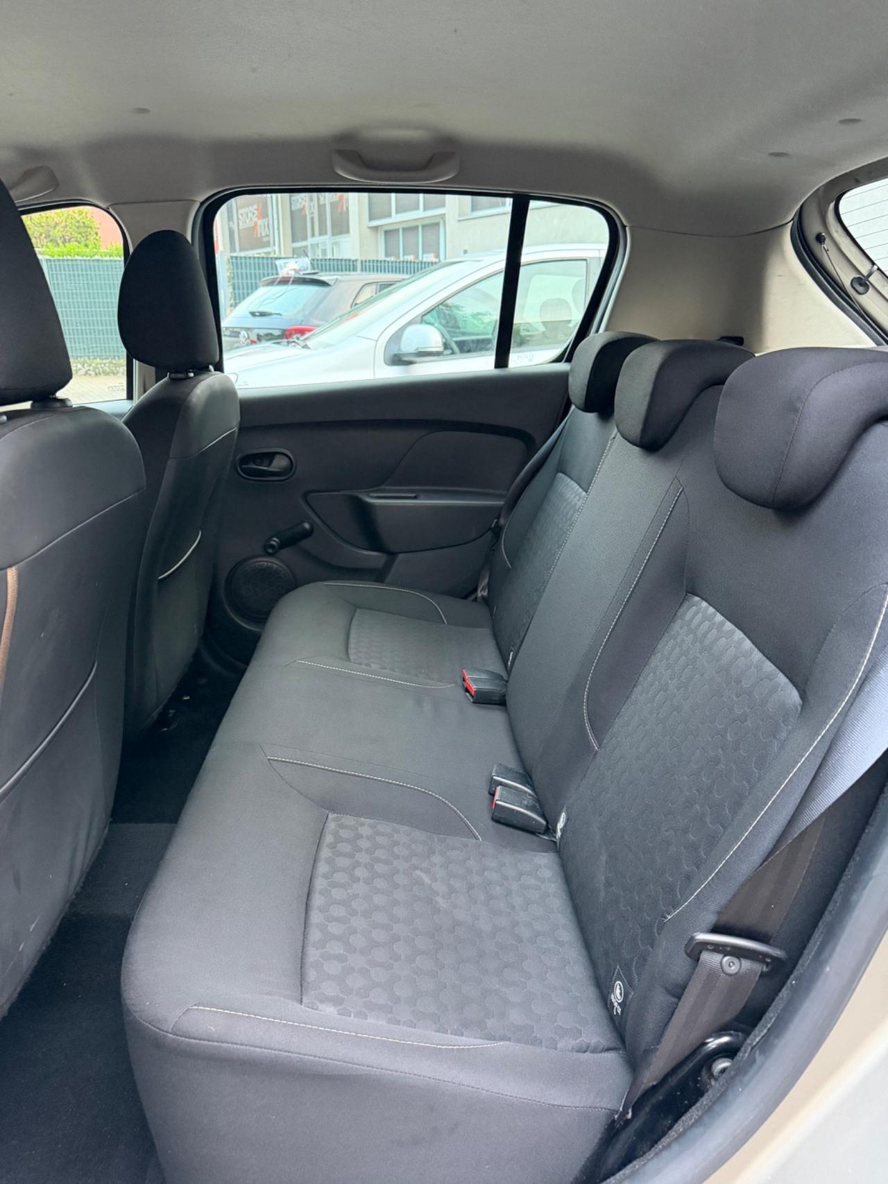 Dacia Sandero 1.2 Neopatentati Euro 5