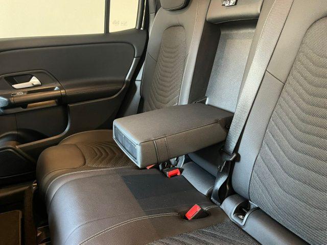 MERCEDES-BENZ GLB 200 d Automatic 4Matic Sport