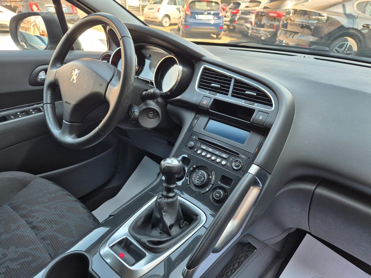 Peugeot 3008 1.6 HDi 115CV Active