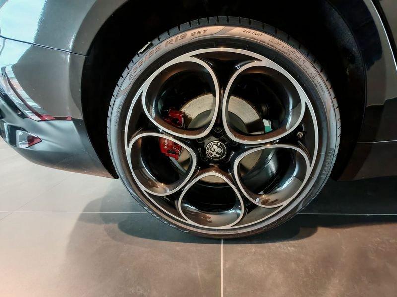 Alfa Romeo Giulia 2.2 Turbodiesel 210 CV AT8 AWD Q4 Veloce "KM ZERO"