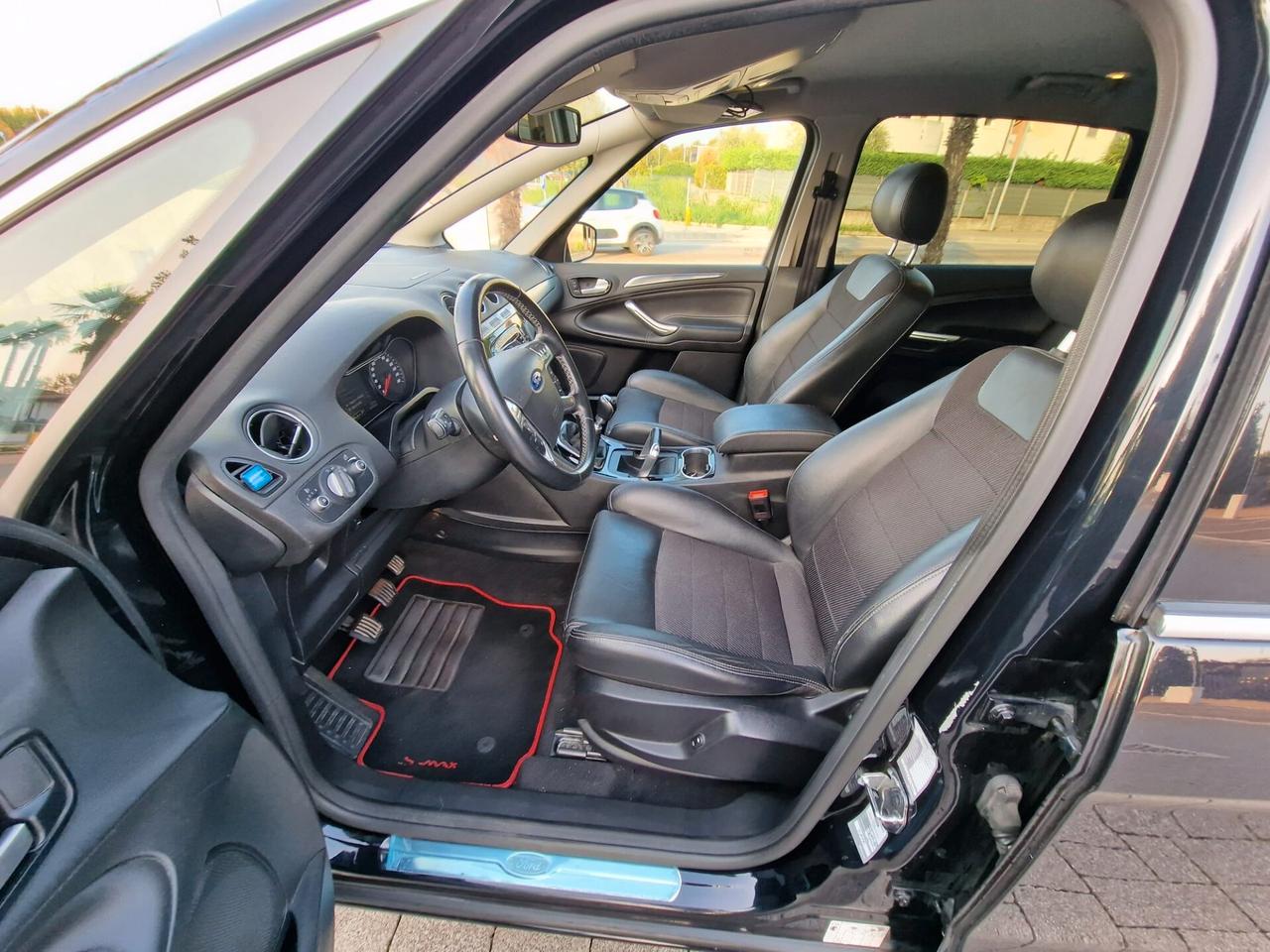 Ford S-Max 2.0 TDCi 163CV New Titanium