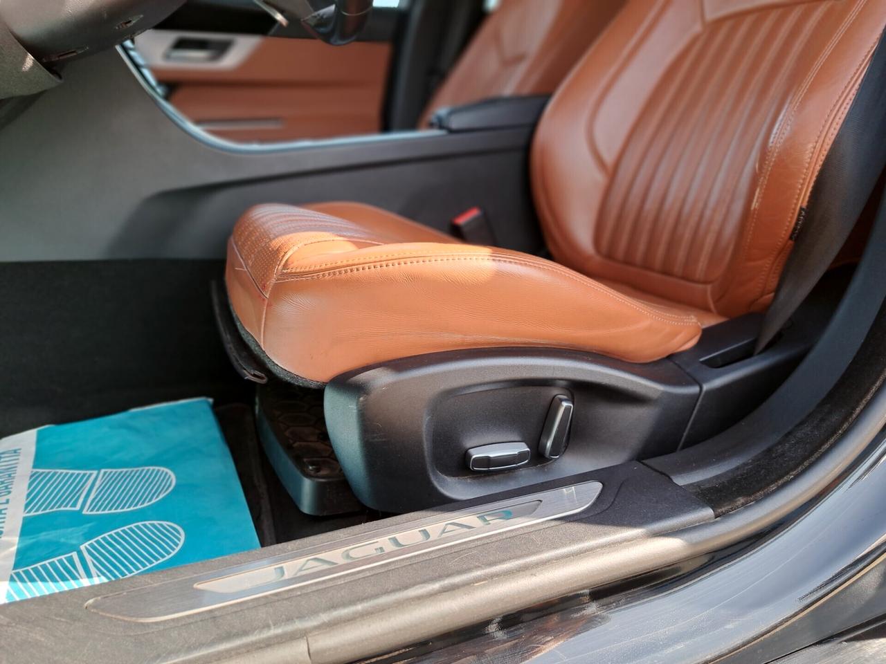 Jaguar XF 2.0 D 180 CV aut. R-Sport/FULL /FULL OPTIONAL