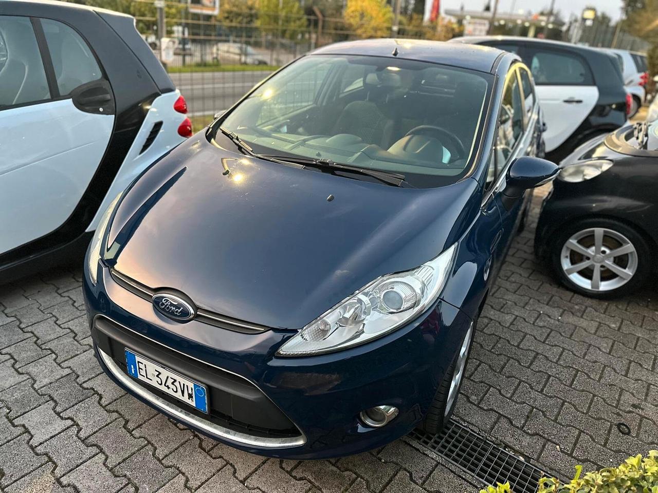 FORD FIESTA TITANIUM GARANZIA 12 MESI