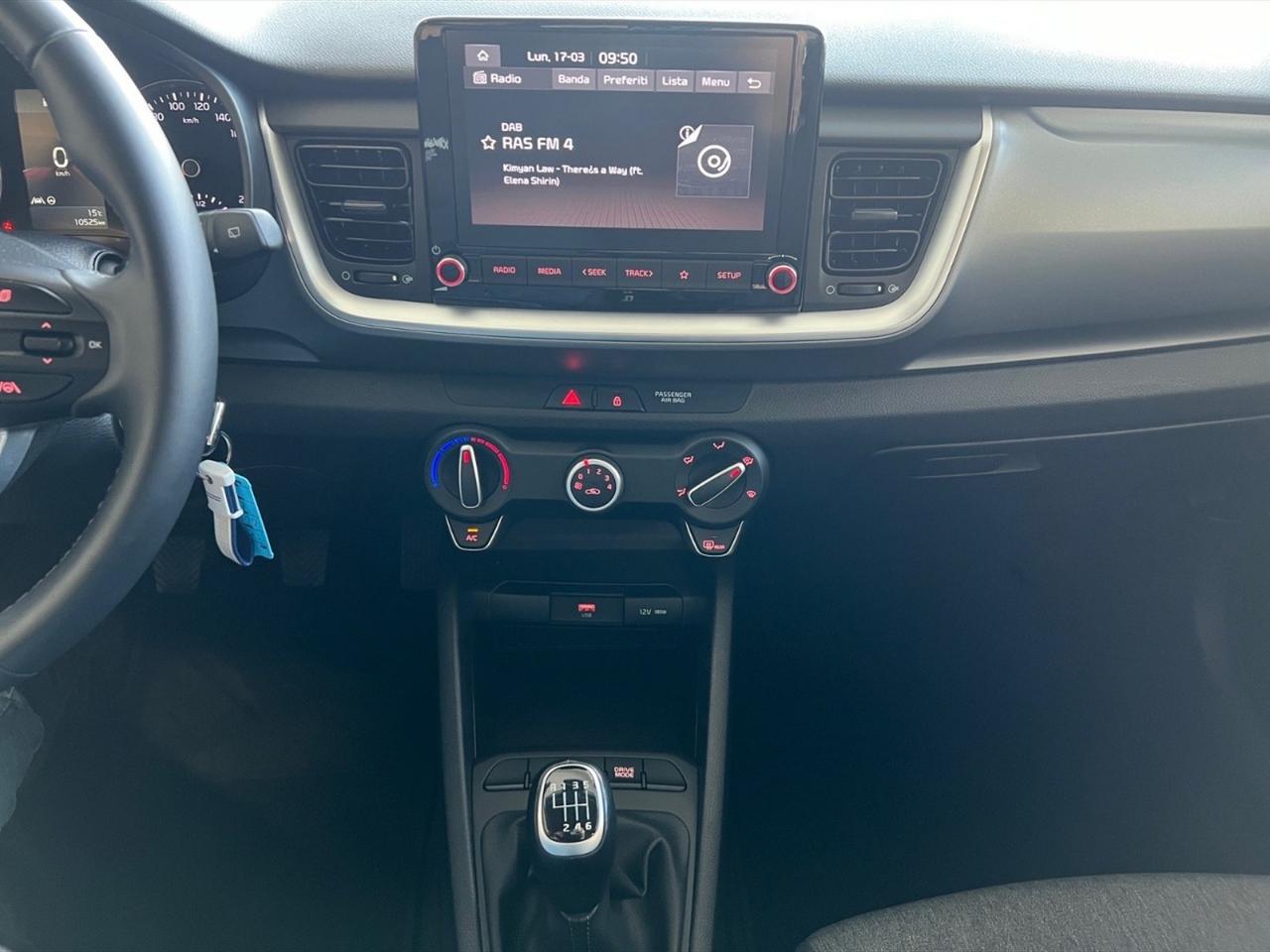 Kia Stonic 1.0 t-gdi mhev urban techno&design pack 100cv mt