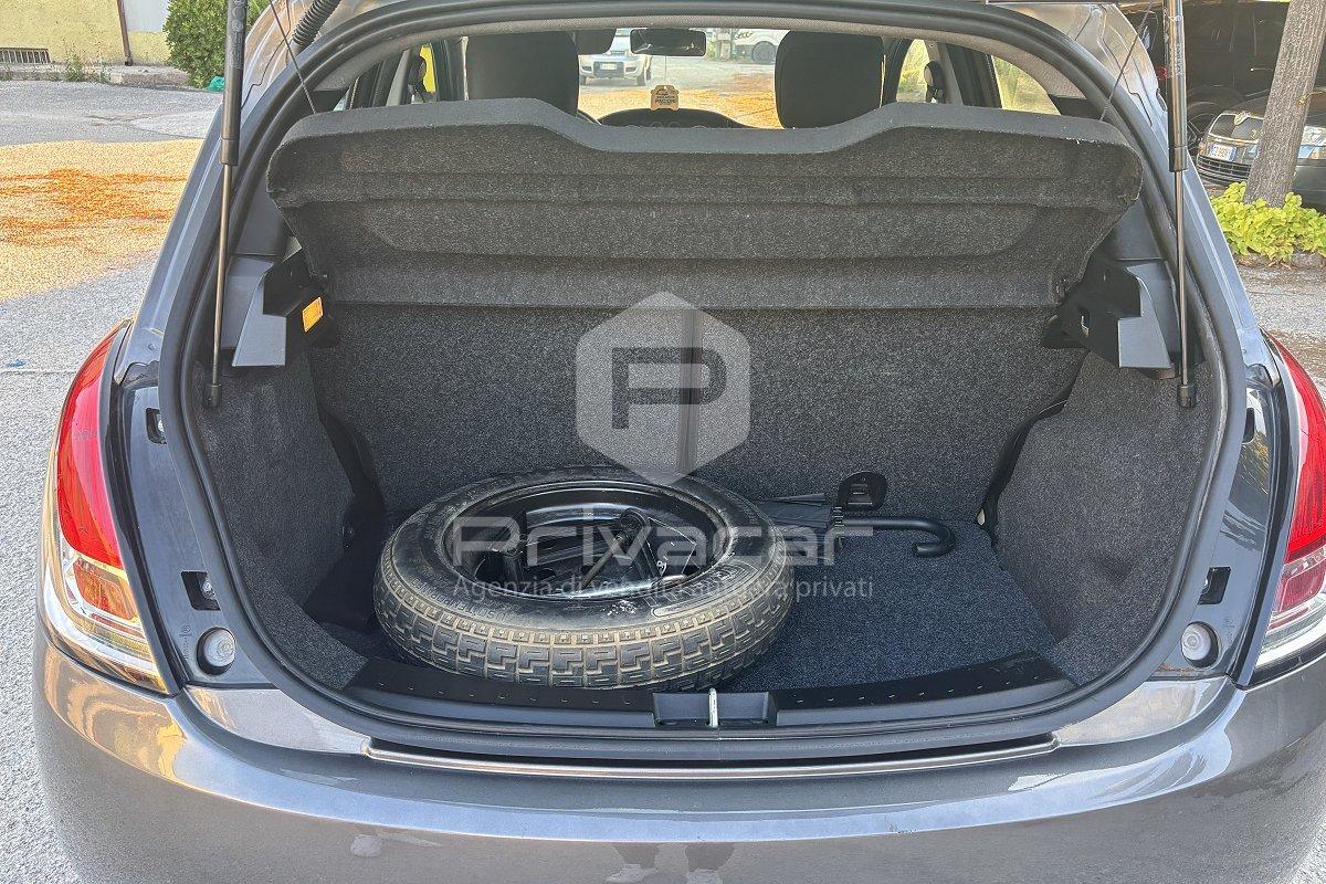 LANCIA Ypsilon 0.9 TwinAir 85 CV 5 porte Metano Ecochic Silver