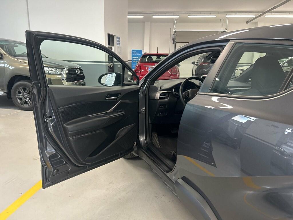 Toyota C-HR 1.8 Hybrid Active E-CVT