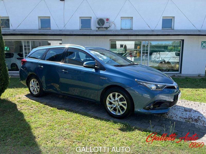 Toyota Auris Touring Sports 1.8h Business cvt