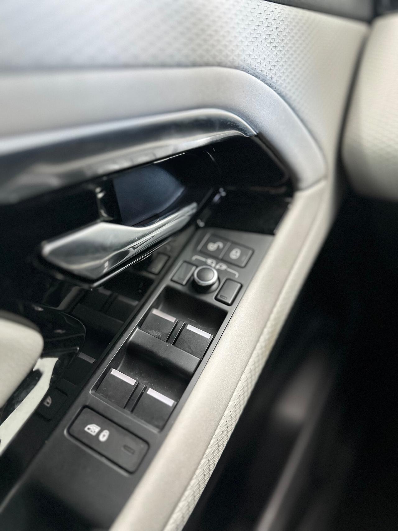 Land Rover Range Evoque R DYNAMIC 2.0