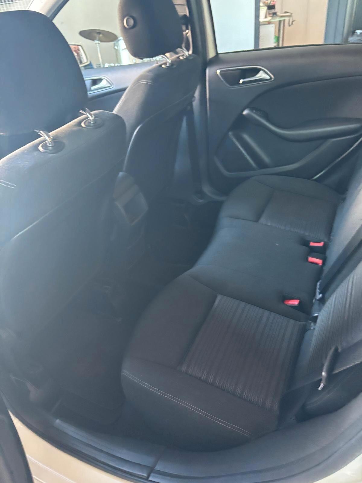 Mercedes-benz B 180 B 180 CDI BlueEFFICIENCY Premium