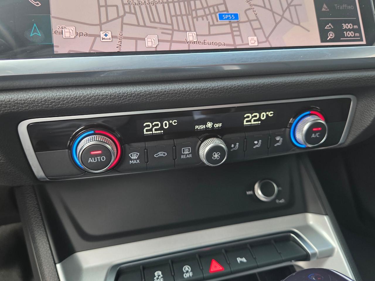 Audi Q3 35 TDI S tronic 150 cv Business