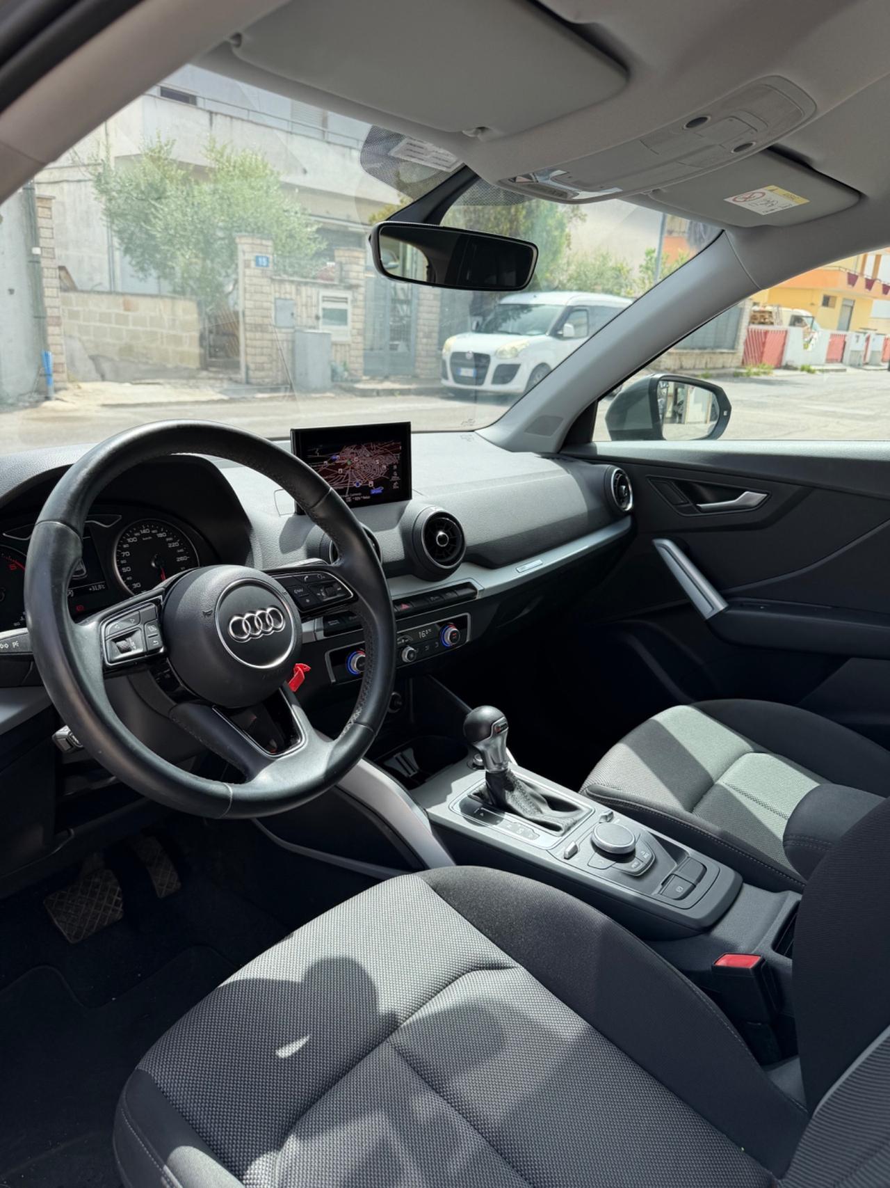 Audi Q2 1.6 116 cv Admired-2020/LED/NAVI/PARK