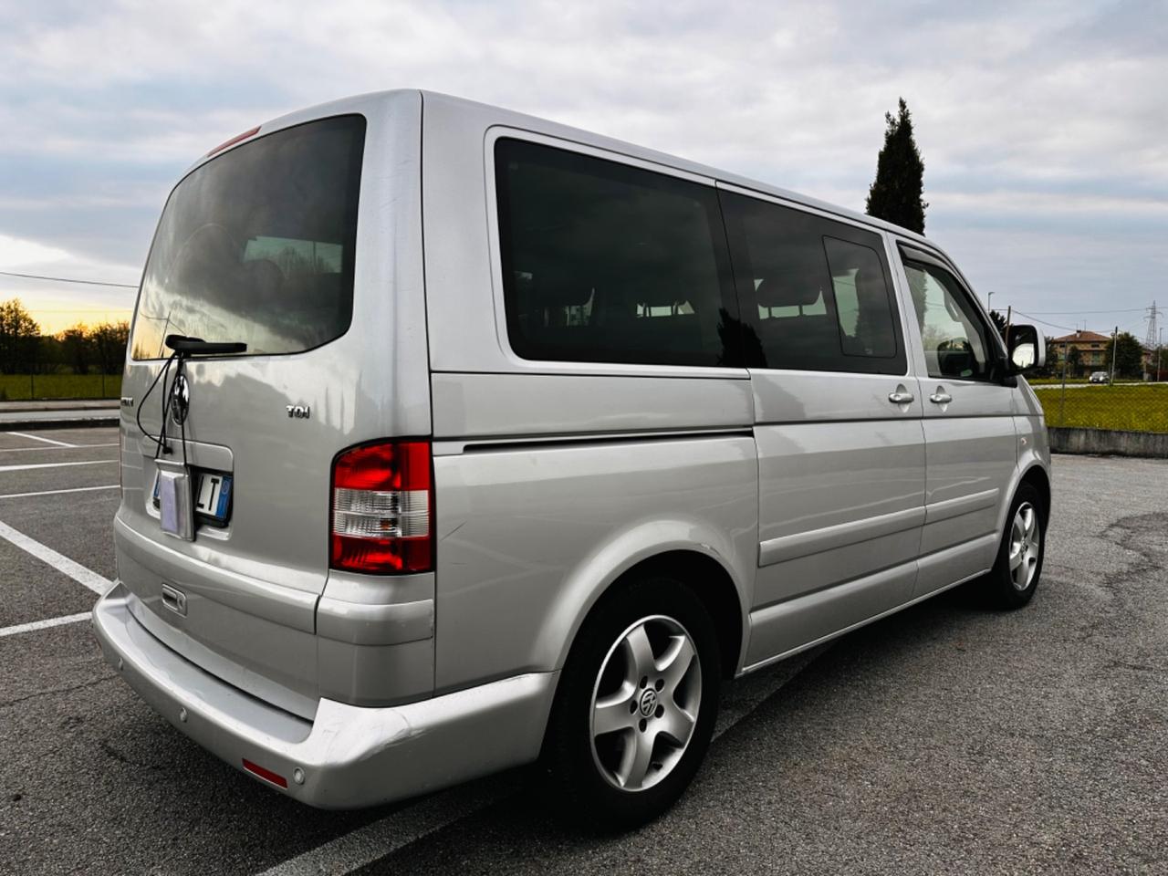 Volkswagen Multivan 2.5 TDI/130CV 4motion Highline