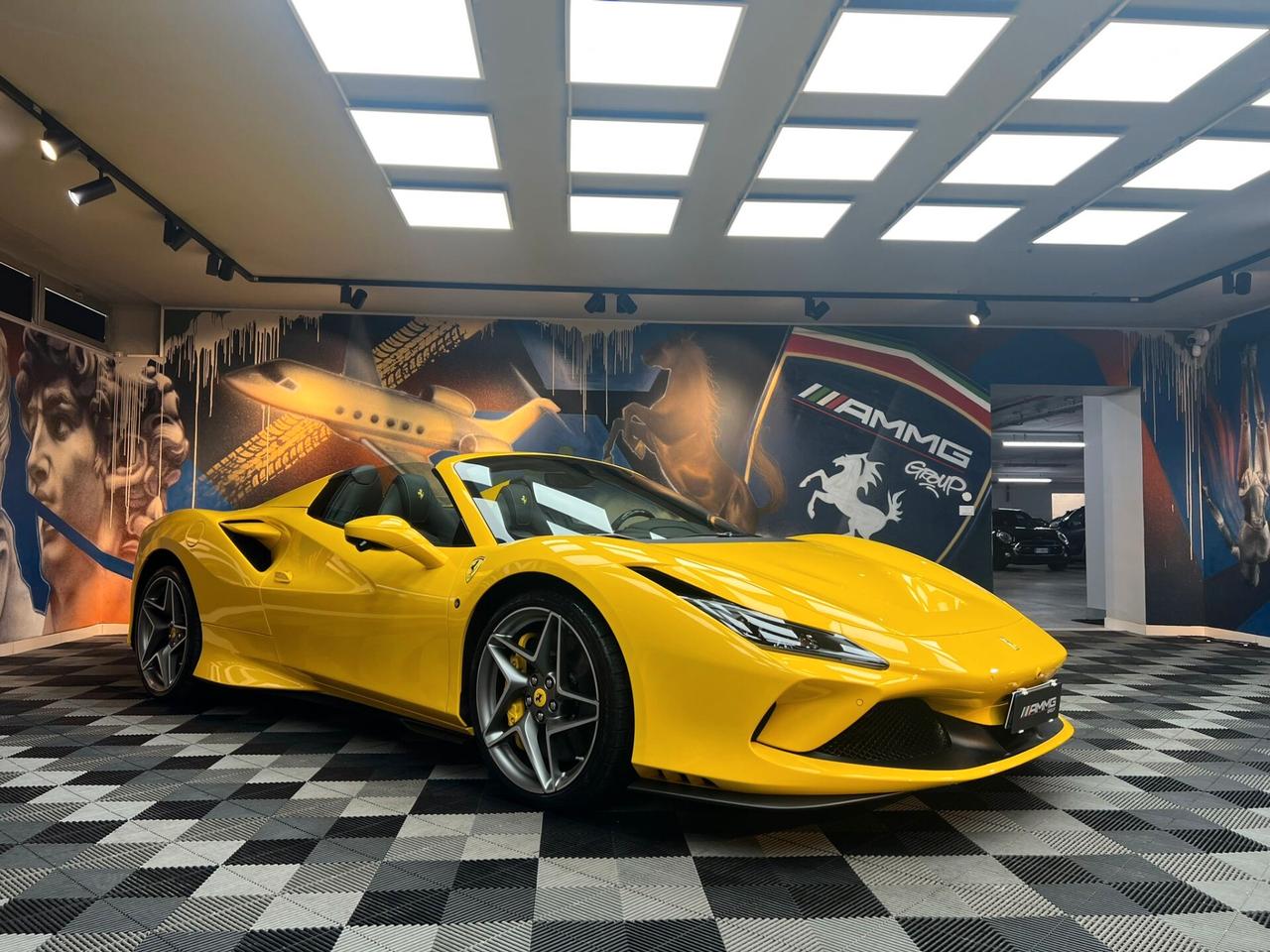 Ferrari F8 Spider 3.9 (640)