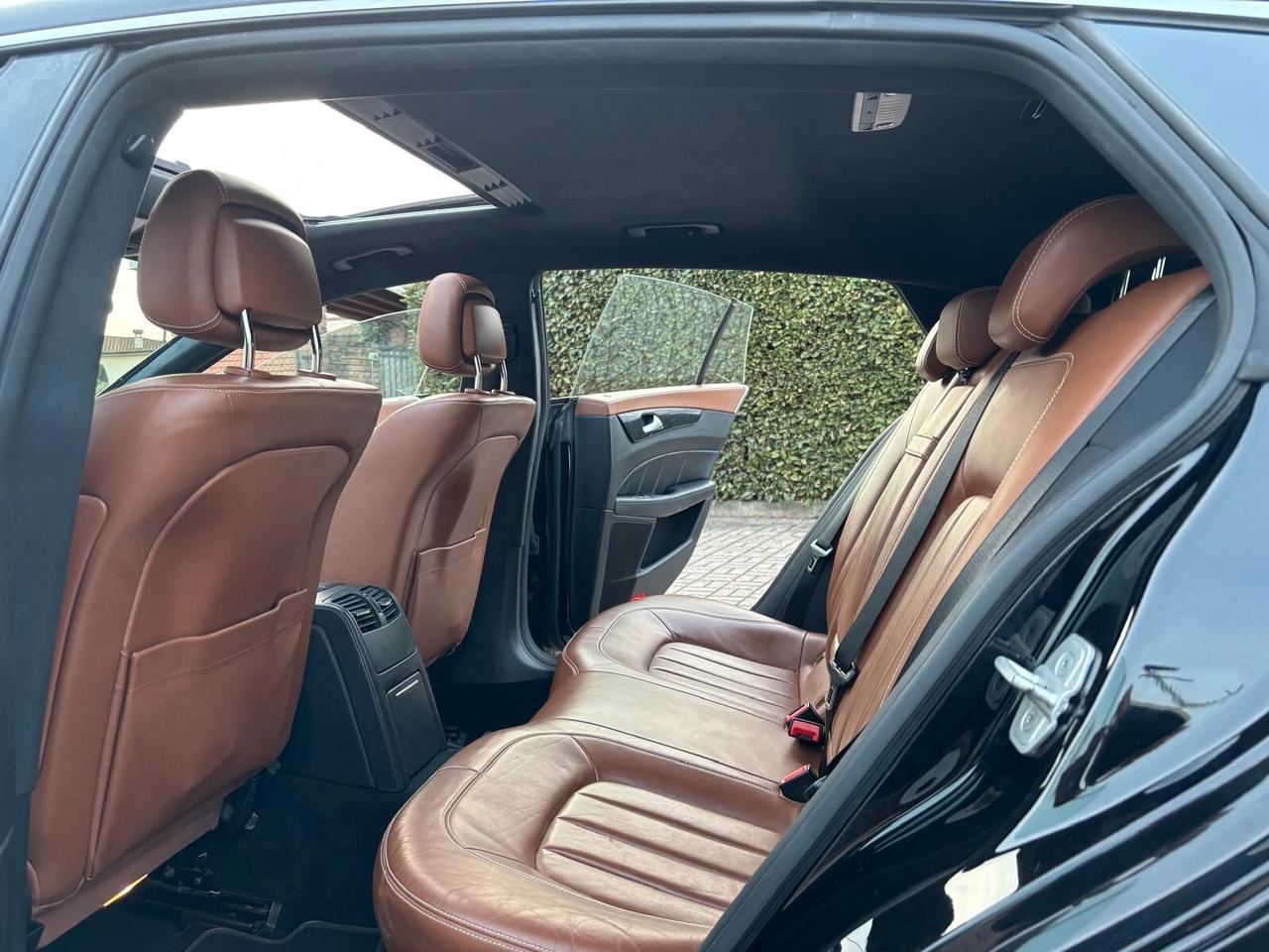 Mercedes-benz CLS 220 d SW Premium. AMG SOOTING..CELL 320 147 1147 WUATSAPP