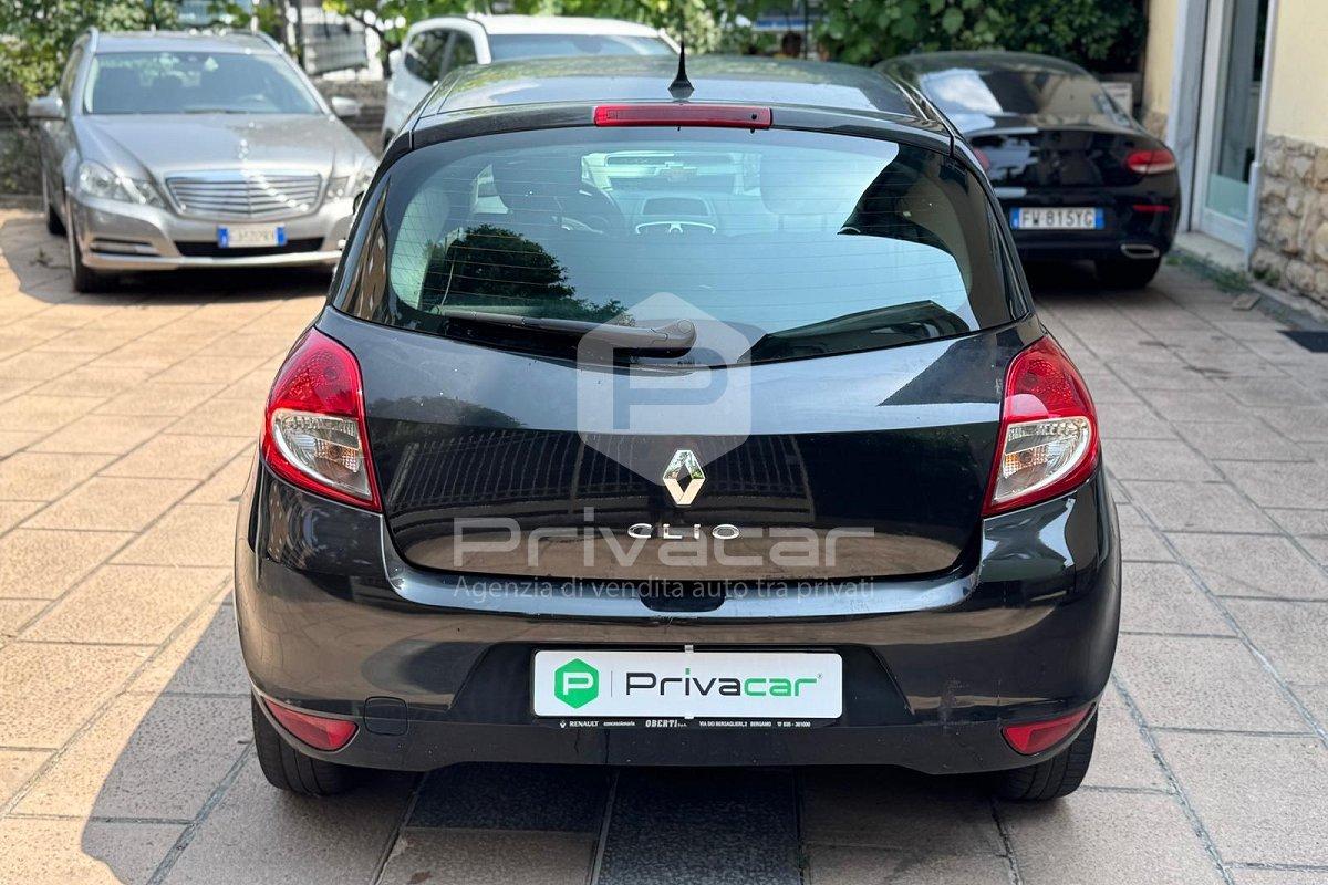 RENAULT Clio 1.2 16V 3 porte Dynamique