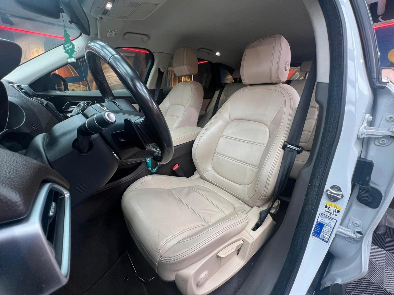 Jaguar F-Pace 2.0d Pure awd 180cv auto (379)