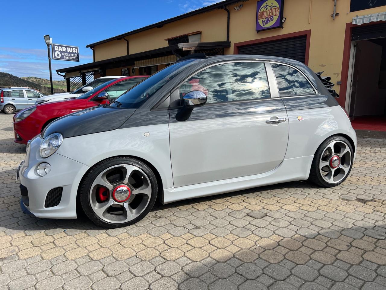 Abarth 500 C 1.4 Turbo T-Jet MTA Bicolore