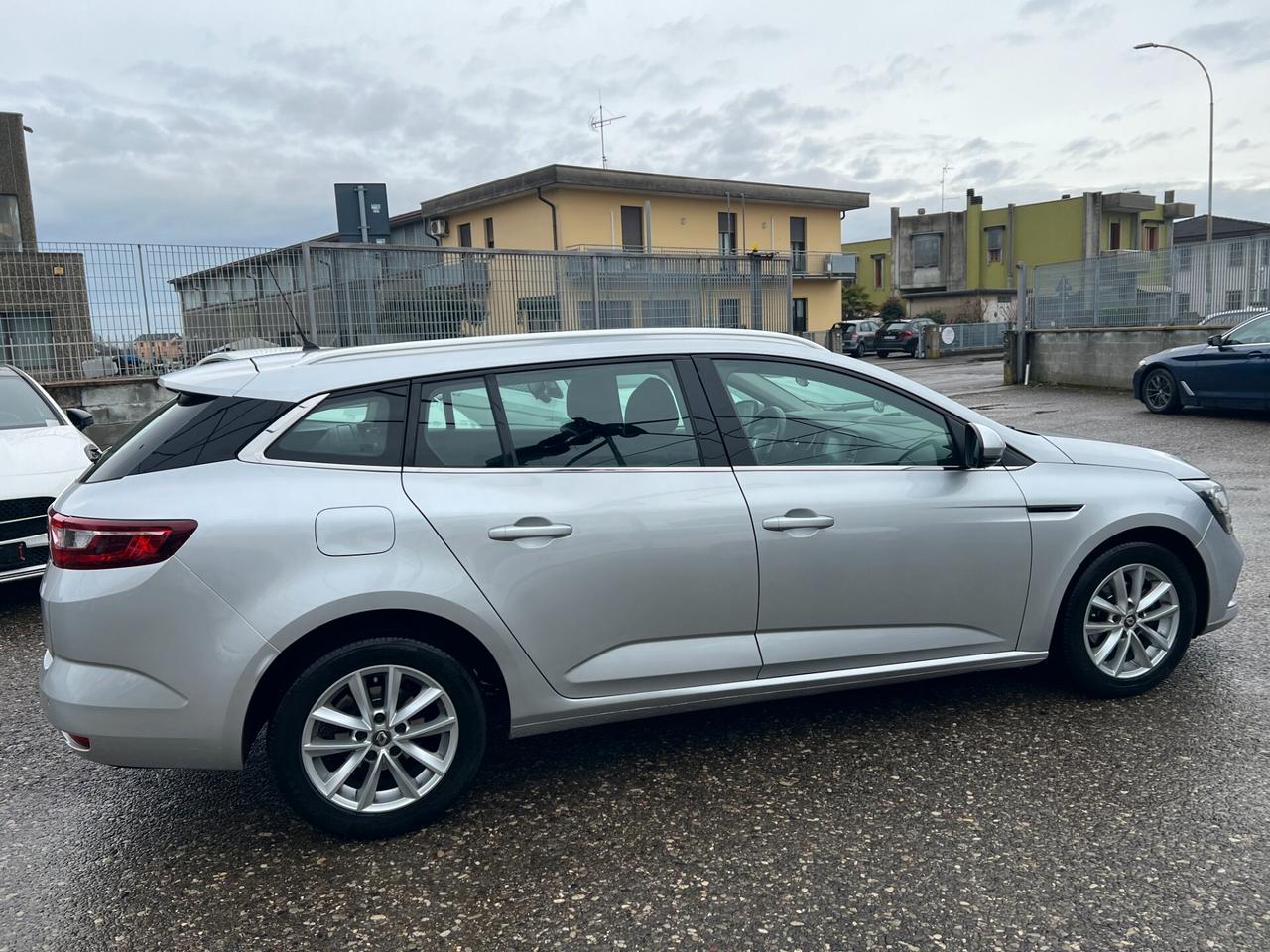 Renault Megane Mégane Sporter dCi 8V 110 CV EDC Energy Business