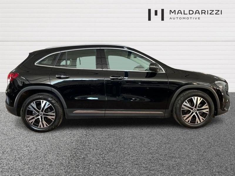 Mercedes-Benz GLA GLA-H247 2023 200 d Progressive Advanced Plus auto