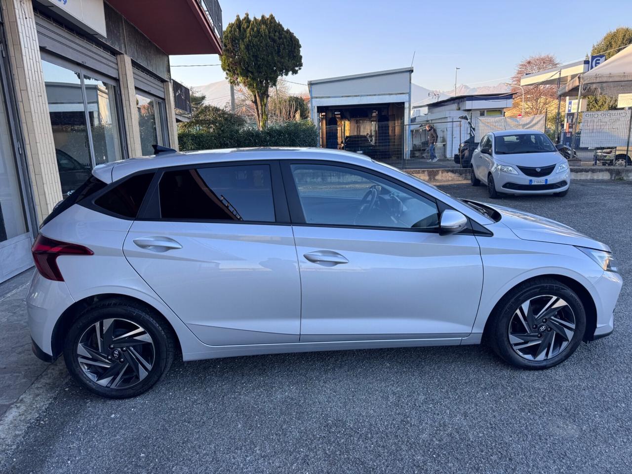 Hyundai i20 1.2 MPI MT Connectline