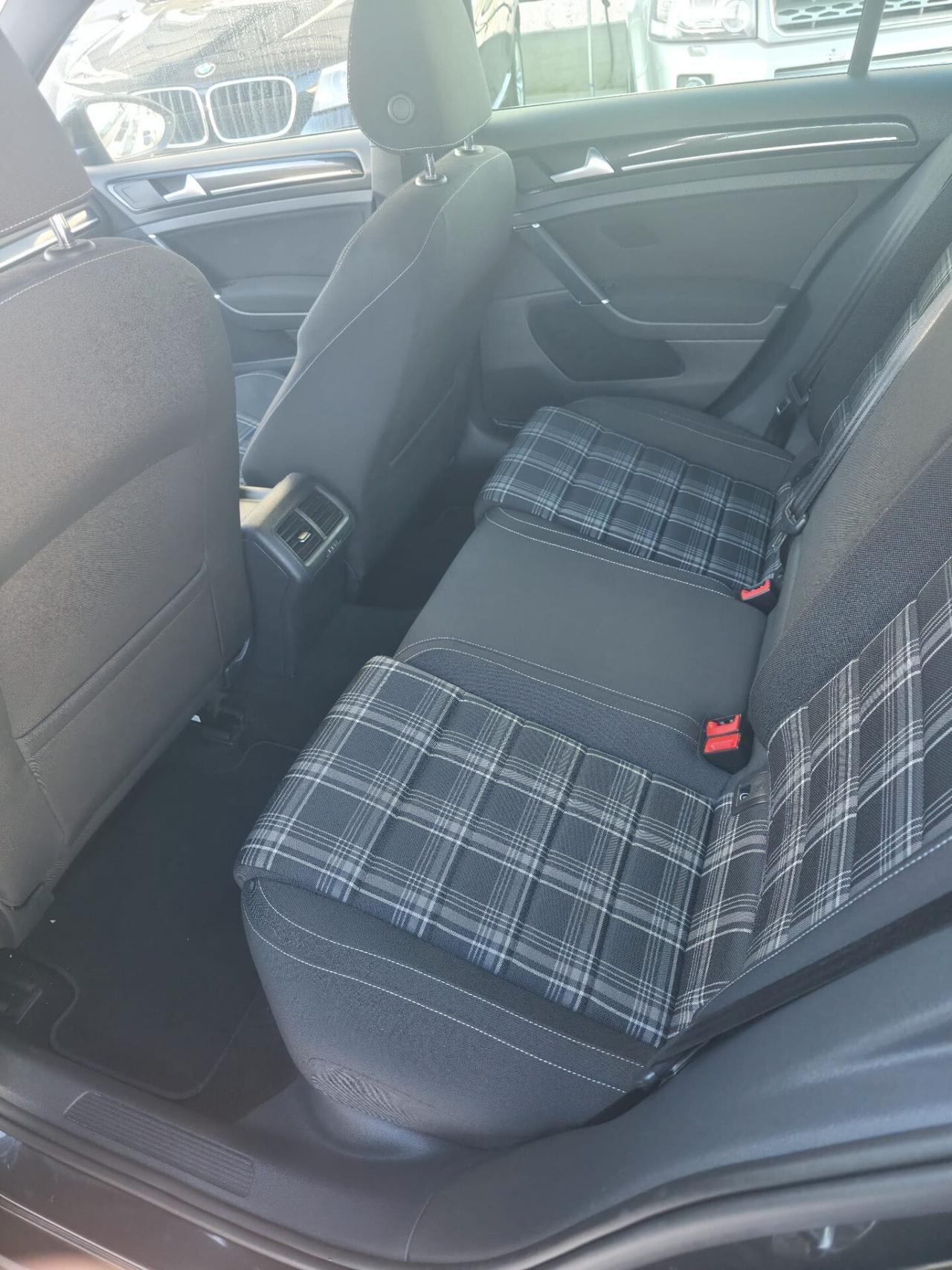 Volkswagen Golf Business GTD 2.0 TDI 5p. 4 Free BlueMotion Tech.