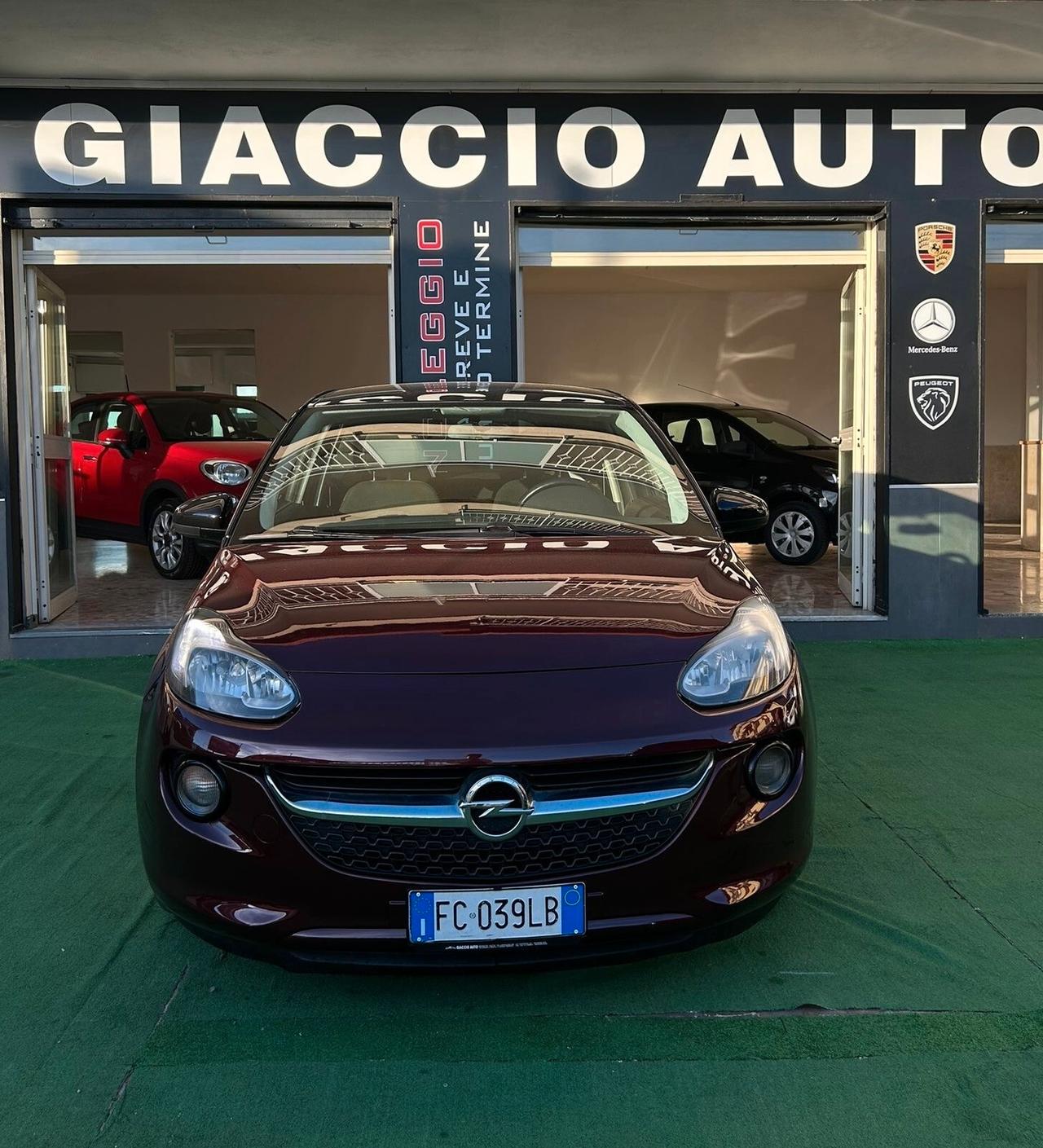 Opel Adam 1.2 70 CV
