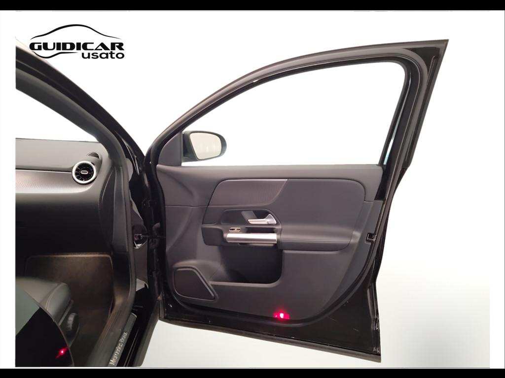 Mercedes-Benz GLA-H247 2020 - GLA 180 d Sport Plus auto