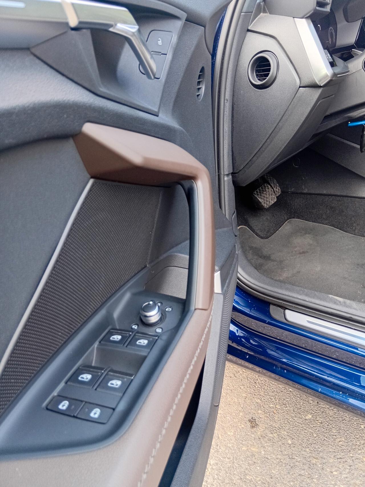 Audi A3 SPB 30 g-tron S tronic line edition