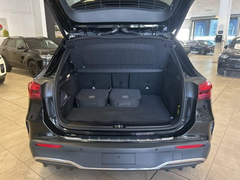 Mercedes-Benz EQA 300 4MATIC AMG Line Advanced