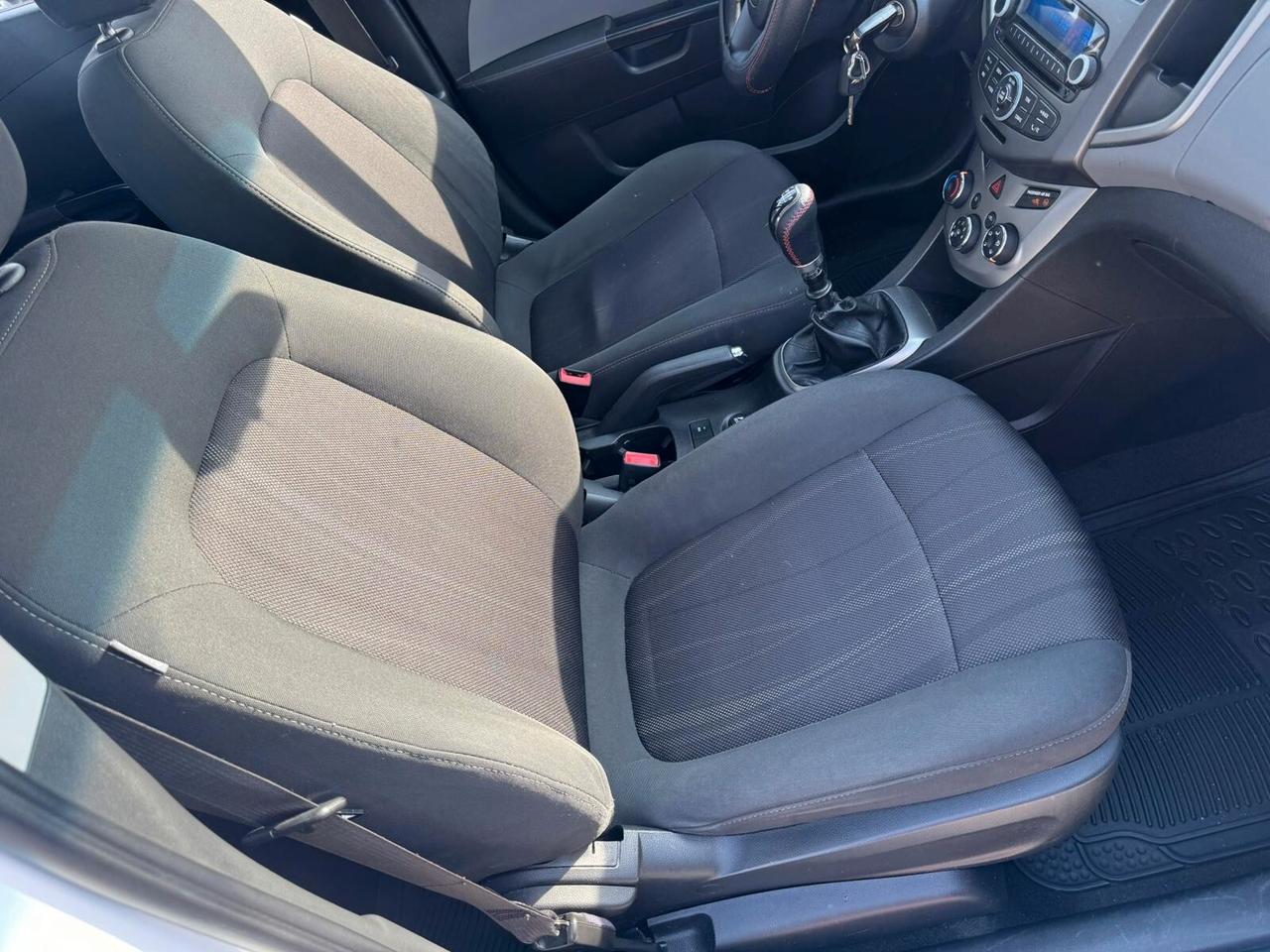 Chevrolet Aveo 1.3 diesel 75CV S&S 5 porte LT neopatentati