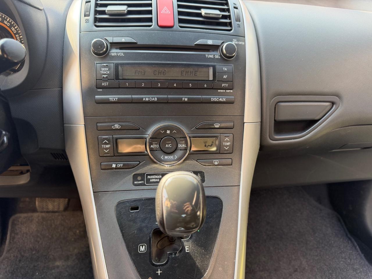 Toyota Auris 1.4 D-4D AUTOMATICA