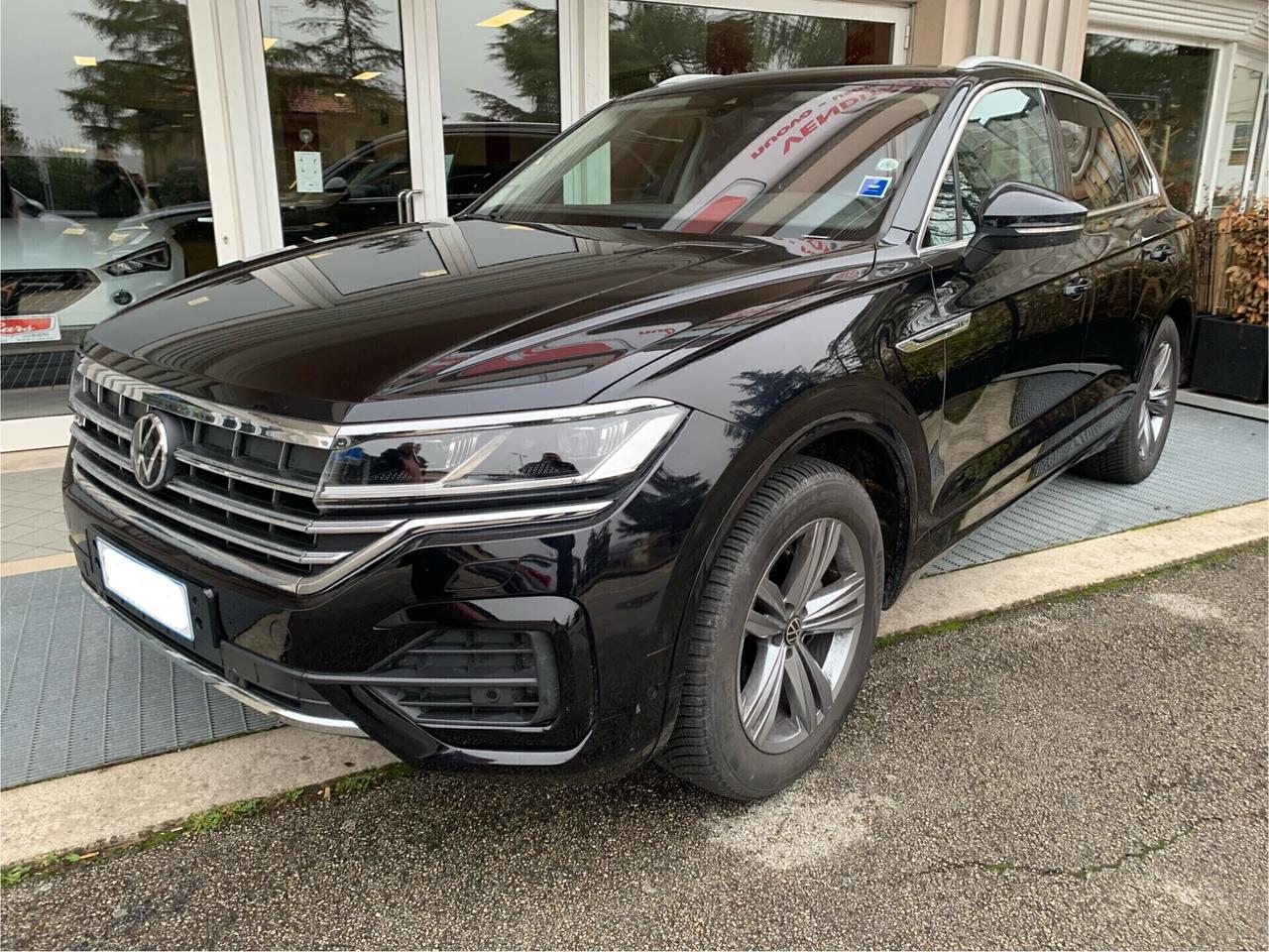 VOLKSWAGEN TOUAREG 3.0 V6 TDI 231 CV 4MOTION R-LINE