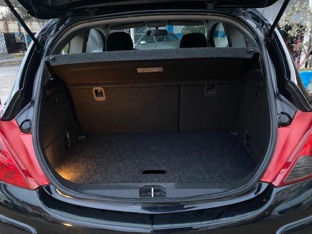 Opel Corsa 1.2 3 porte Club