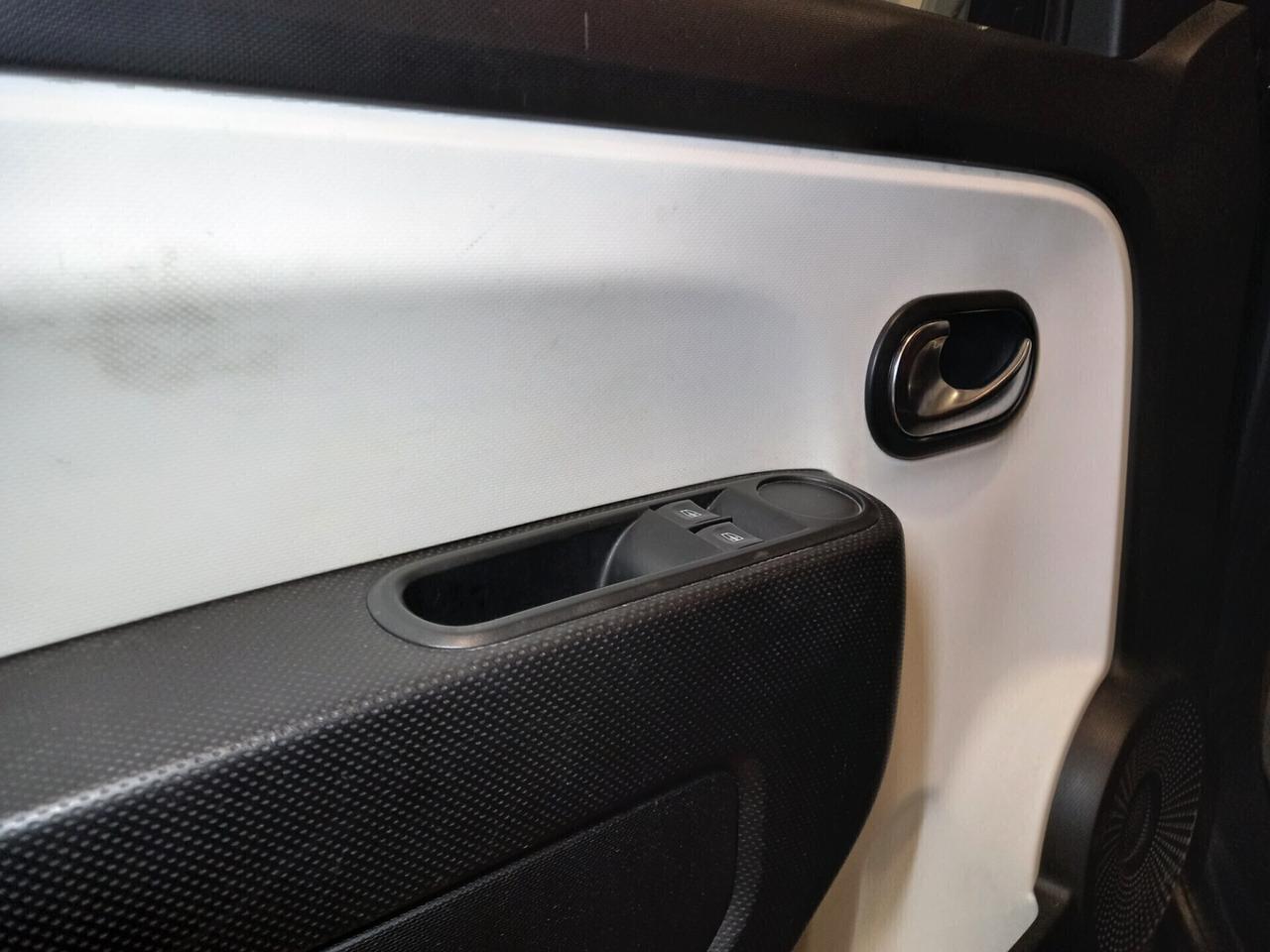 Renault Twingo 1.0 90.000 KM