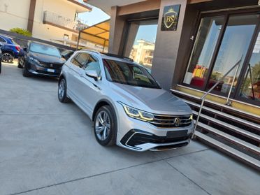 Volkswagen Tiguan 2.0 TDI 200 CV SCR DSG 4MOTION R-Line