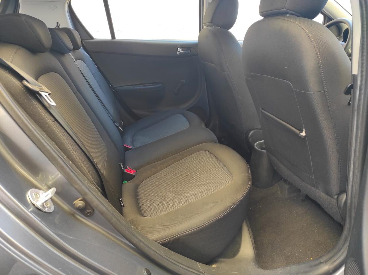 HYUNDAI I20 5 PORTE 1100 DIESEL MOTORE NUOVO