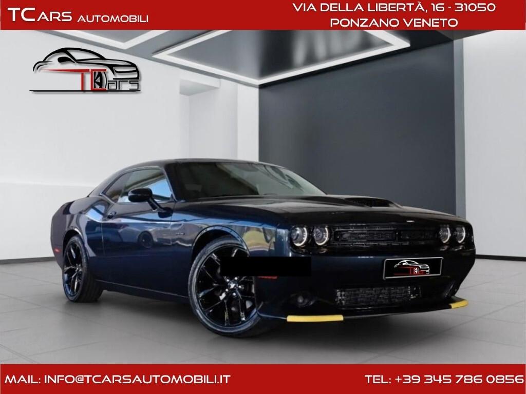 DODGE CHALLENGER 5.7 V8 HEMI -NOLEGGIO GIORNALIERO