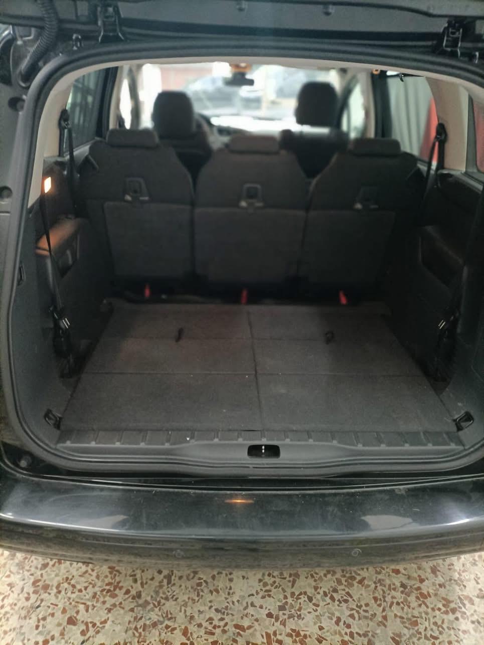 Peugeot 5008 2.0 HDi 150CV Allure