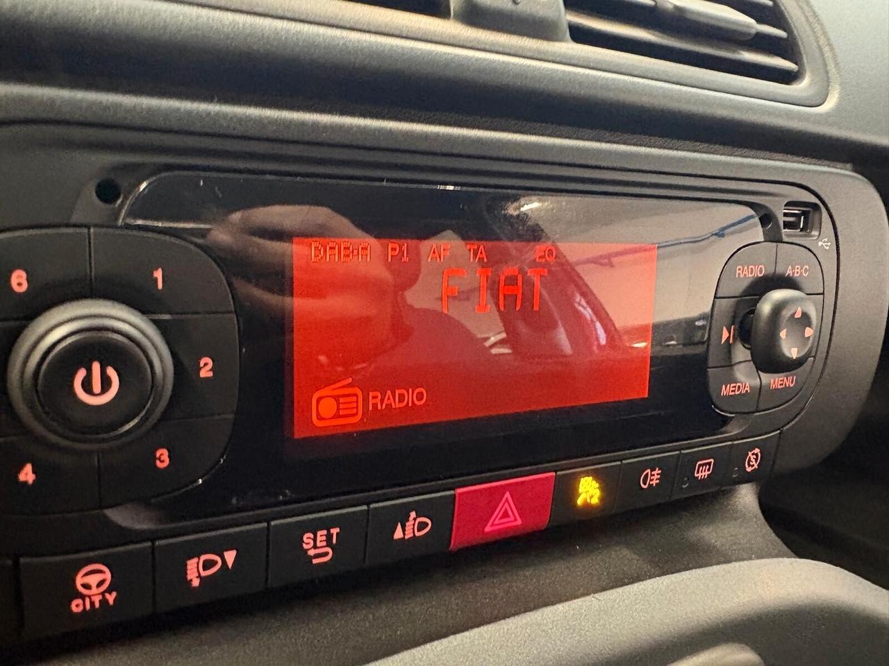 Fiat Panda EASY 1.0 FireFly Hybrid UNICO PR.